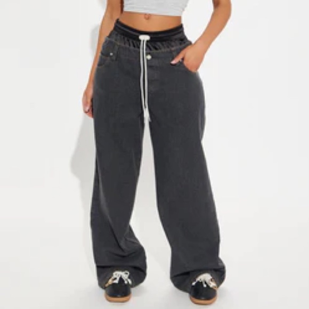 Ball In Your Court Non Stretch Short Detail Baggy Jeans - Black Wash
